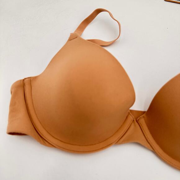 Skims Fits Everybody T-Shirt Bra Clay New with tags Size 32B - Picture 2 of 4